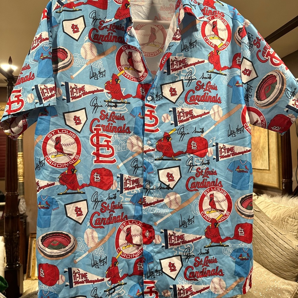 St Louis Cardinals button down shirt. Ready to be worn to your next game!